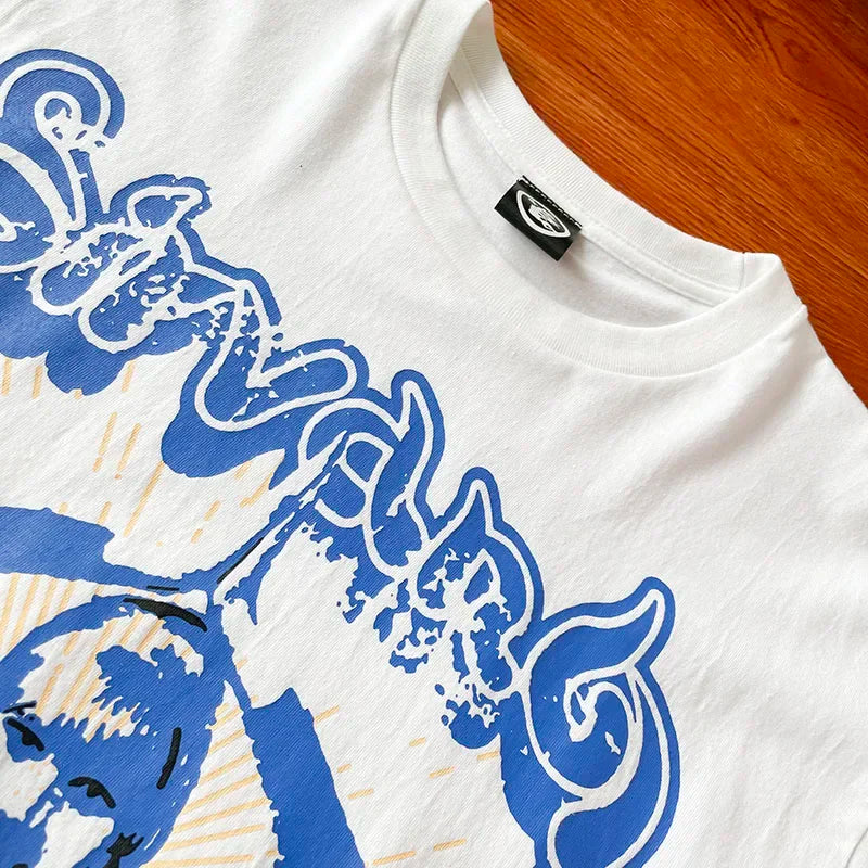 HS Groter dan Satan Kort. High Street Trend T-Shirt Met Korte Mouwen