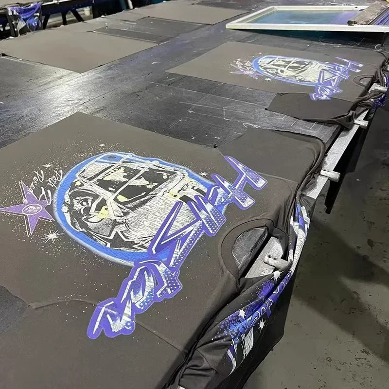 HS Tee Skull Crack ins with the same European  high street trend men's and women's short-sleeved T