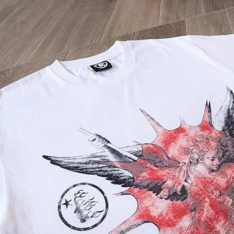 HS Groter dan Satan Kort. High Street Trend T-Shirt Met Korte Mouwen